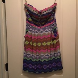 Multi-color strapless party dress